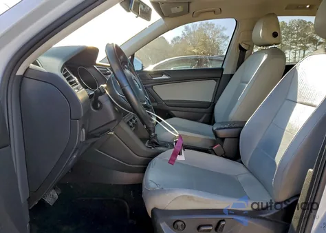 2018 Volkswagen Tiguan Se z USA, uszkodzony, nr VIN 3VV3B7AX6JM008065